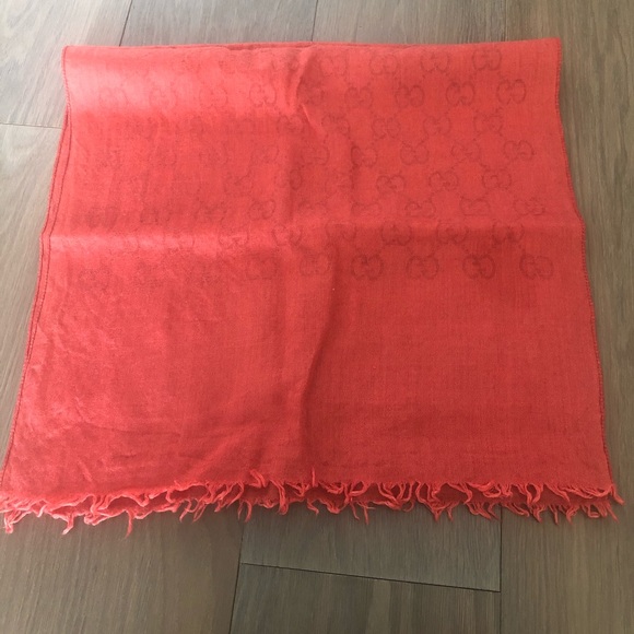 Gucci 362654 Wool Silk Blend Muffler Scarf - Picture 3 of 5